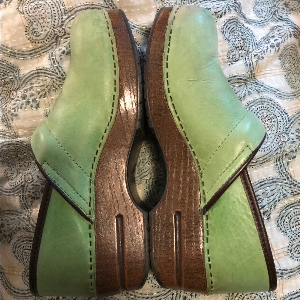 Green Dansko clogs 40